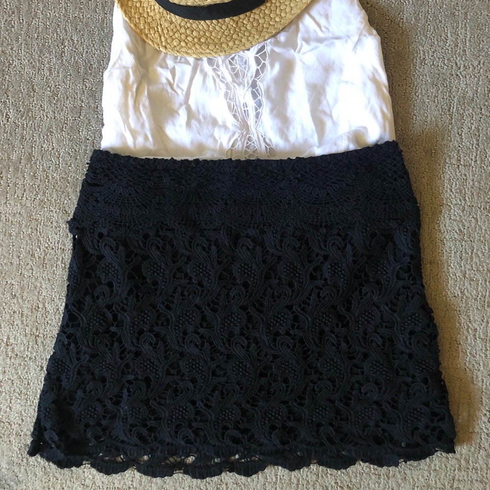 Crochet mini skirt